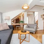 Magic With Terrace Apartment