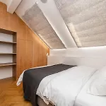 Magic With Terrace Apartment *