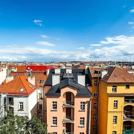 Magic With Terrace Prag